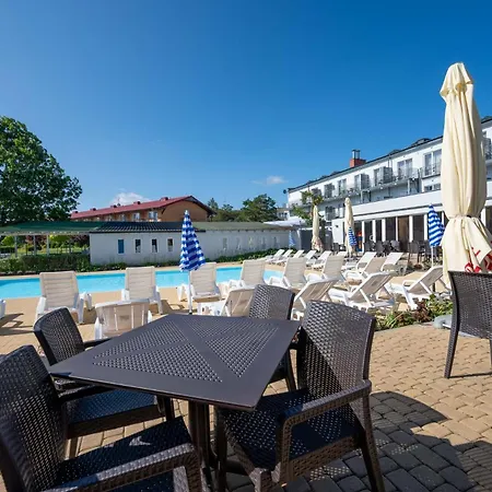 Resort Albatros & 3*